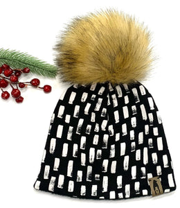 Fleece Lined Pompom Hat - Black & White